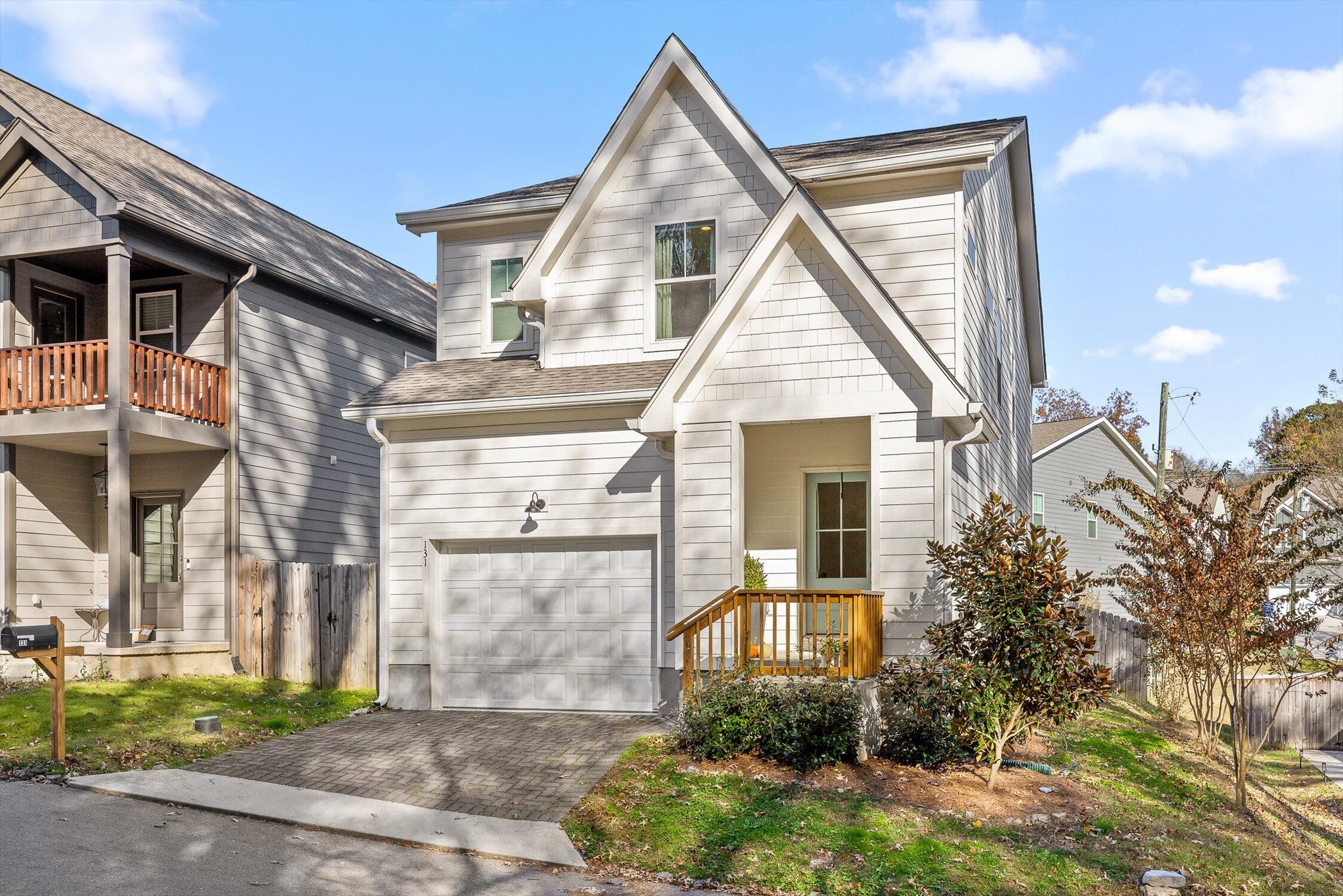 Chattanooga, Tennessee 37405, United States, 3 Bedrooms Bedrooms, ,3 BathroomsBathrooms,Residential,Active,243173