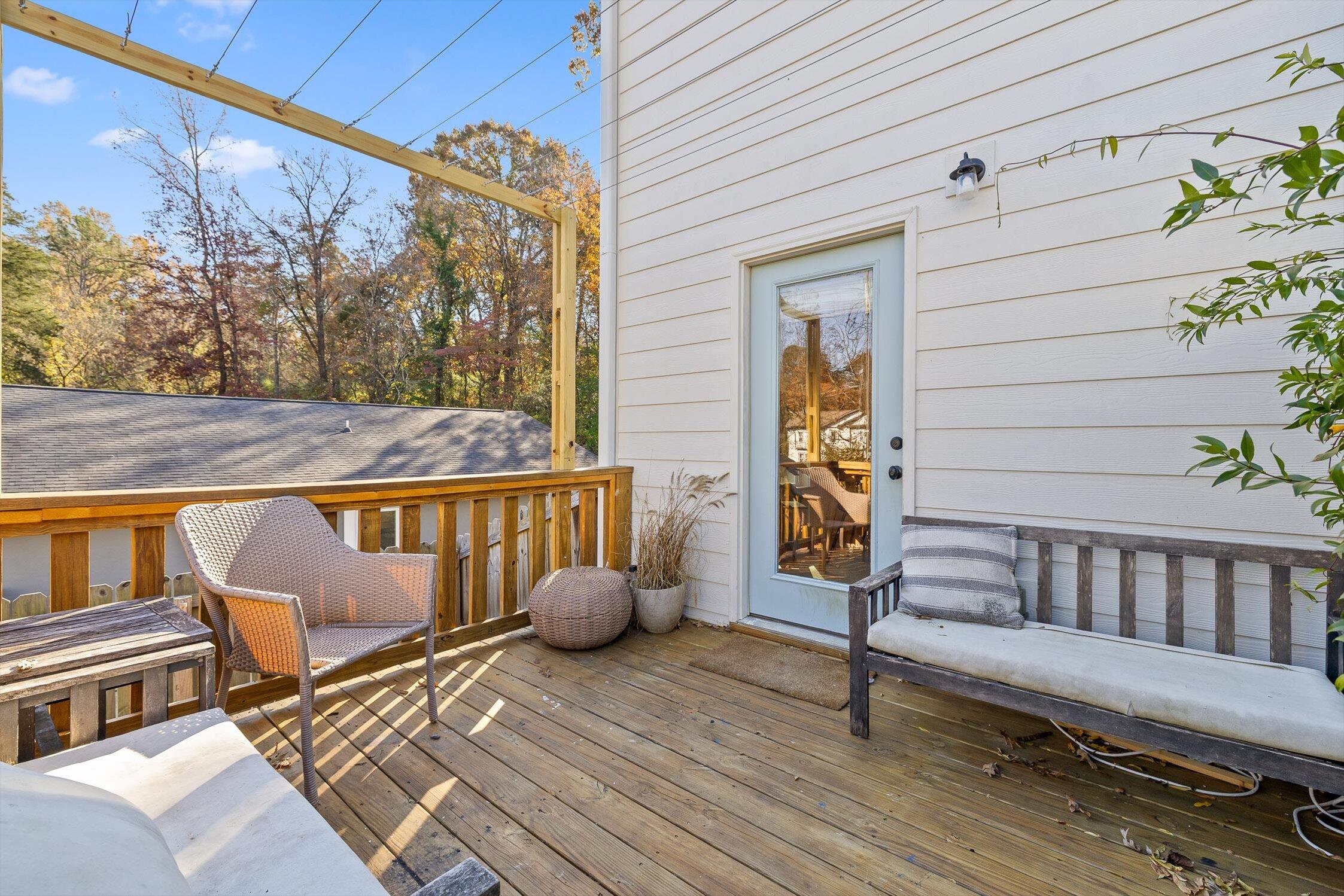 Chattanooga, Tennessee 37405, United States, 3 Bedrooms Bedrooms, ,3 BathroomsBathrooms,Residential,Active,243173