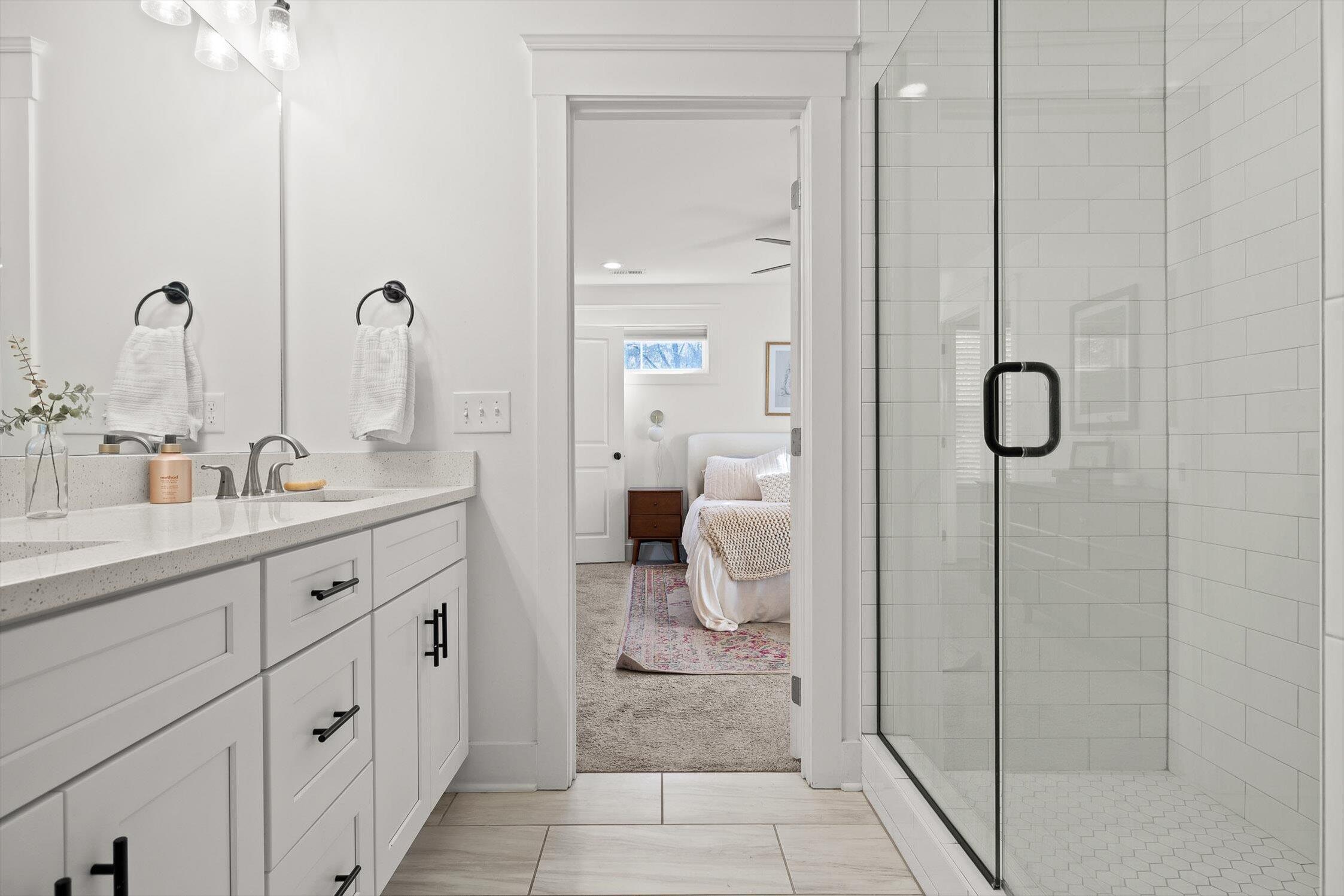 Chattanooga, Tennessee 37405, United States, 3 Bedrooms Bedrooms, ,3 BathroomsBathrooms,Residential,Active,243173