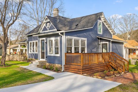 Tiny photo for 1506 W 54th Street, Chattanooga, TN 37409 (MLS # 1530050)