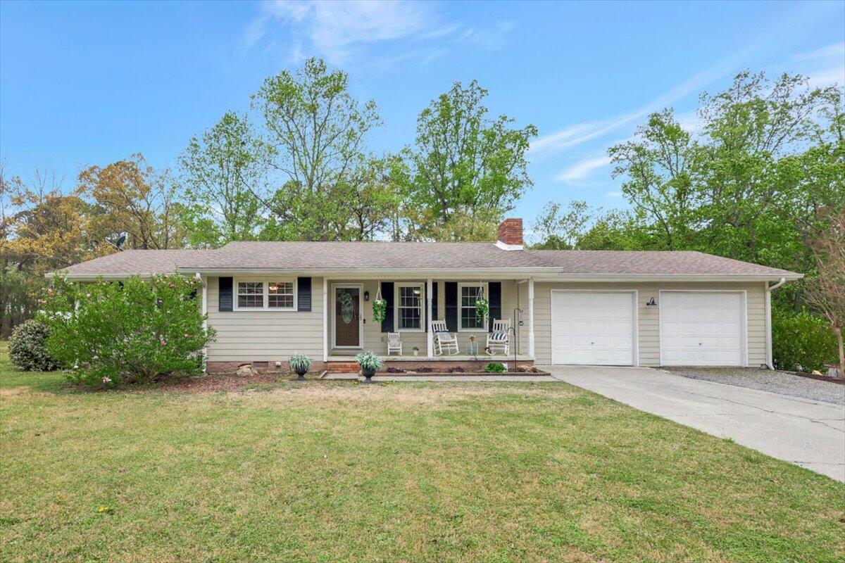 2023 Tillman Drive, Dalton, Georgia image 1