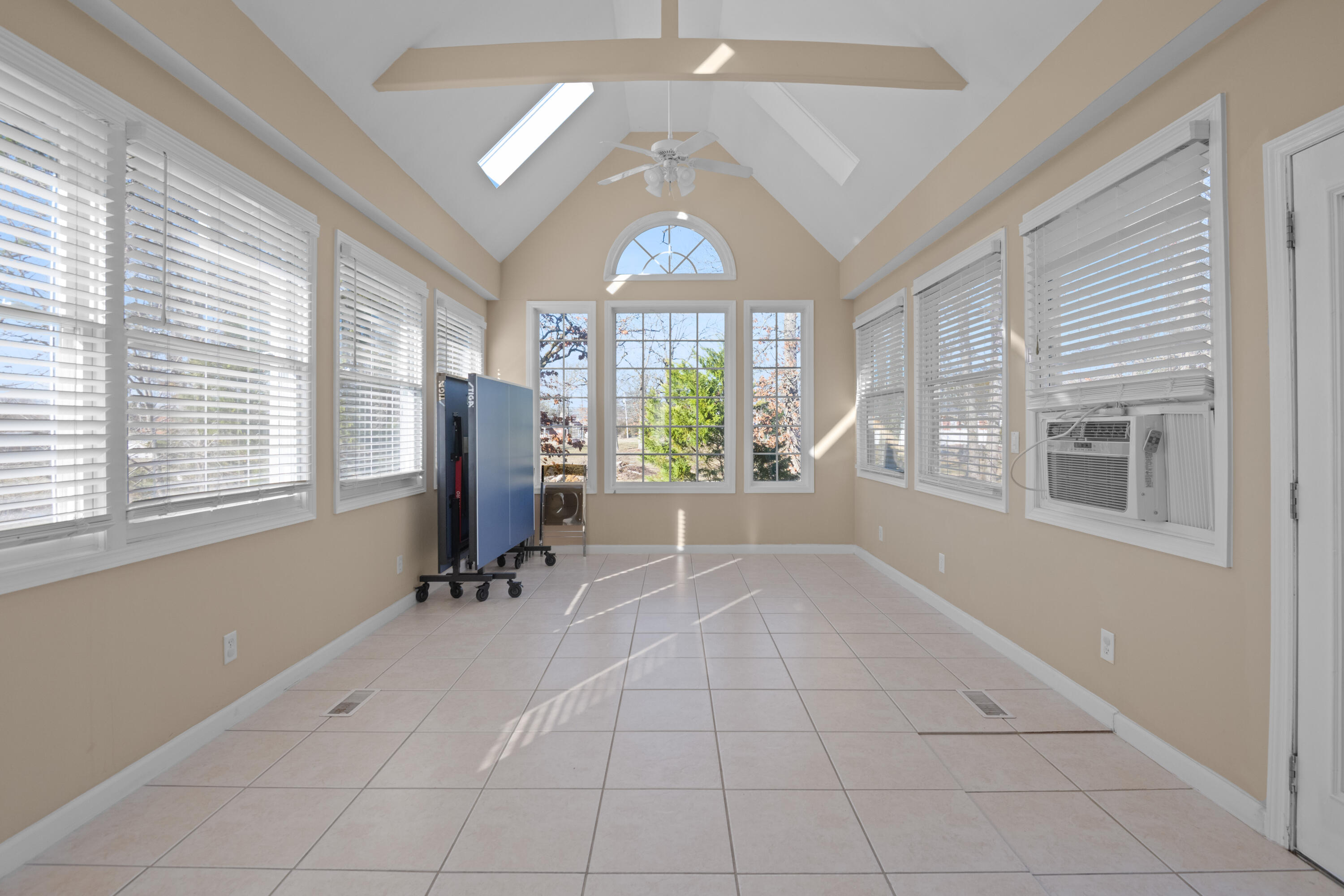 8915 Streamside Drive, Ooltewah, Tennessee image 20