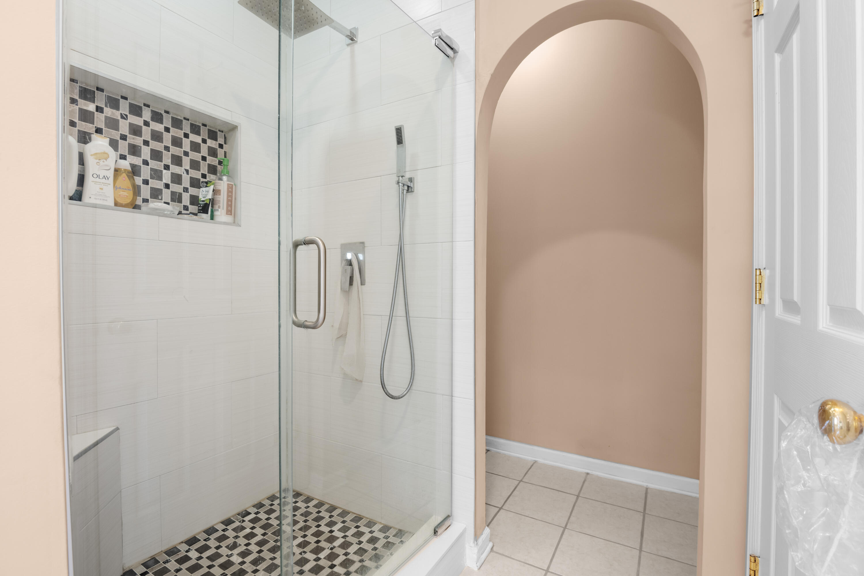 8915 Streamside Drive, Ooltewah, Tennessee image 32