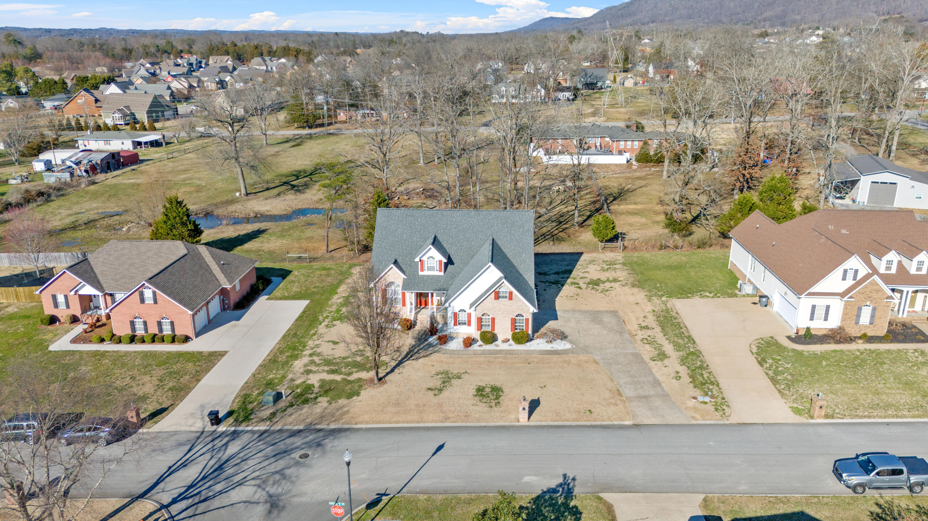 8915 Streamside Drive, Ooltewah, Tennessee image 46