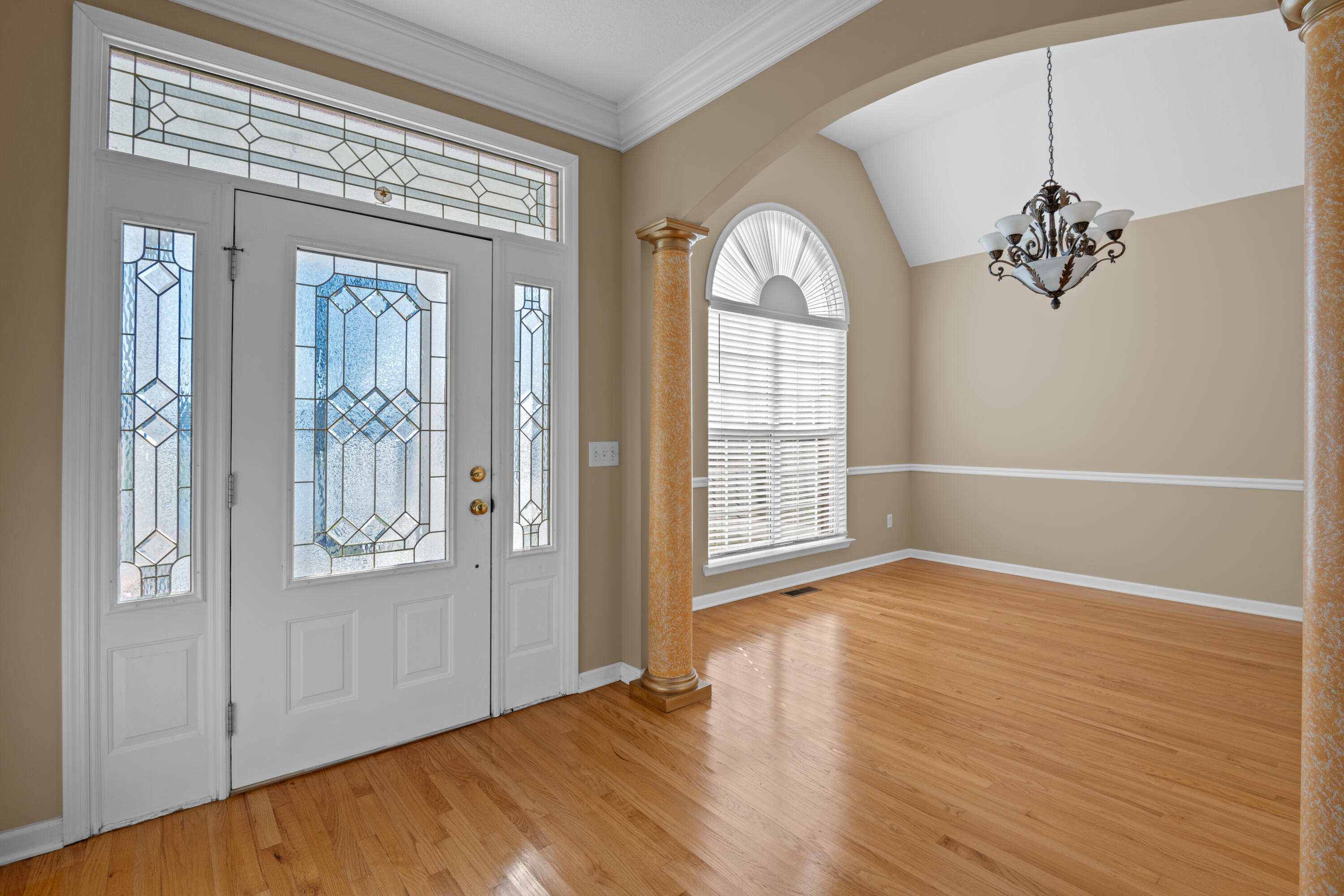 8915 Streamside Drive, Ooltewah, Tennessee image 11
