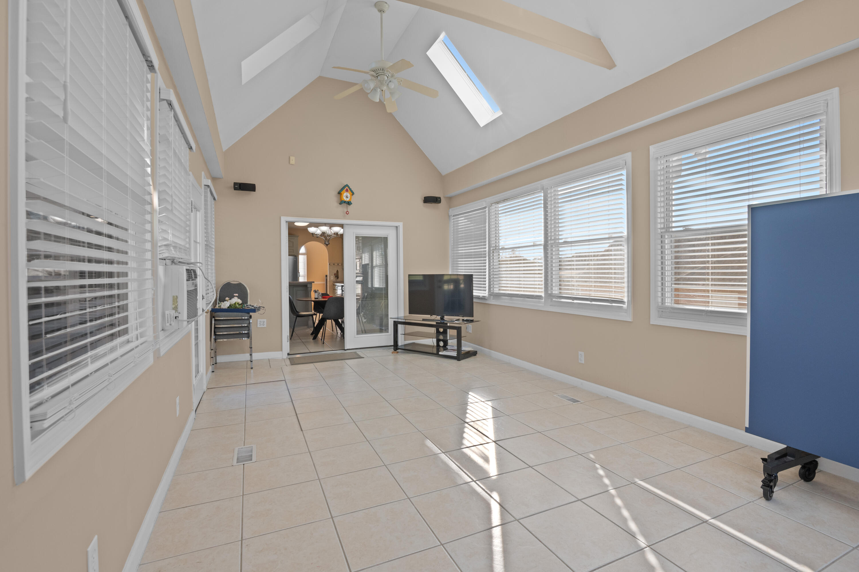 8915 Streamside Drive, Ooltewah, Tennessee image 21