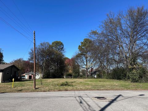 Photo of 5805 Talladega Drive, Chattanooga, TN 37421 (MLS # 1526934)