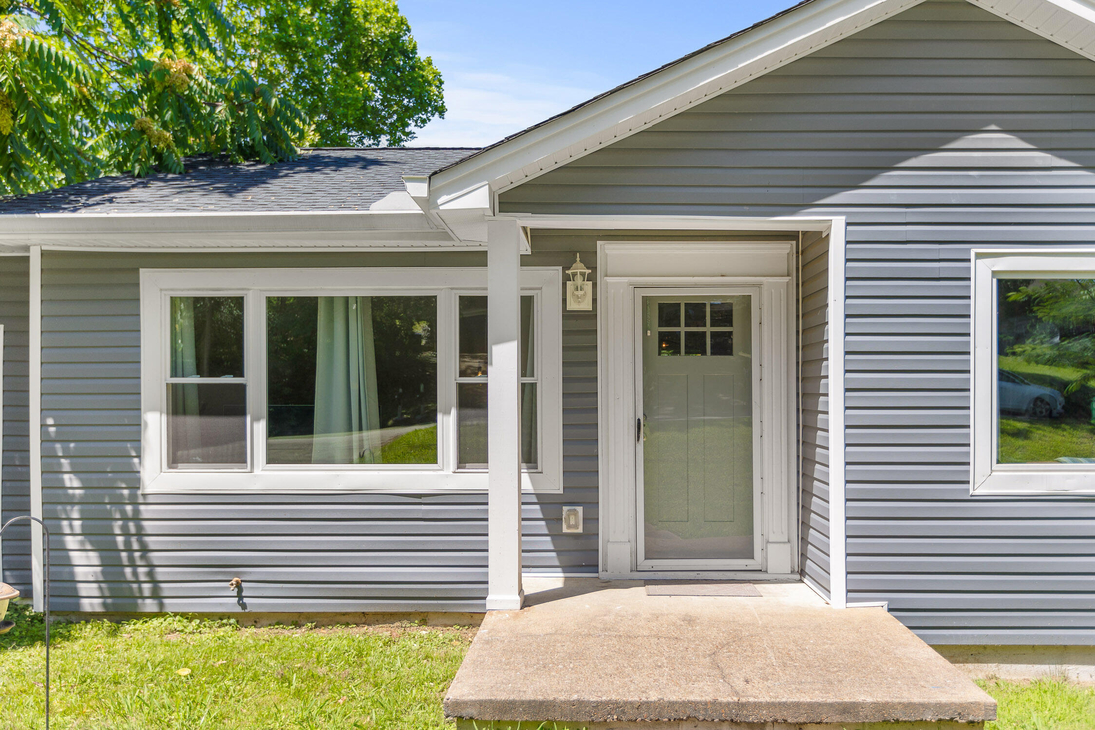 Chattanooga, Tennessee 37412, United States, 3 Bedrooms Bedrooms, ,1 BathroomBathrooms,Residential,Contingent,36183