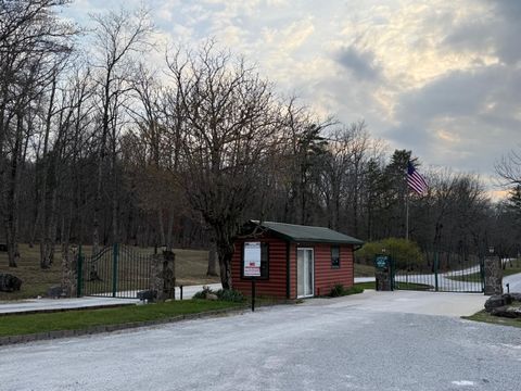 Tiny photo for 53 Laurel Point, Crossville, TN 38571 (MLS # 1531168)