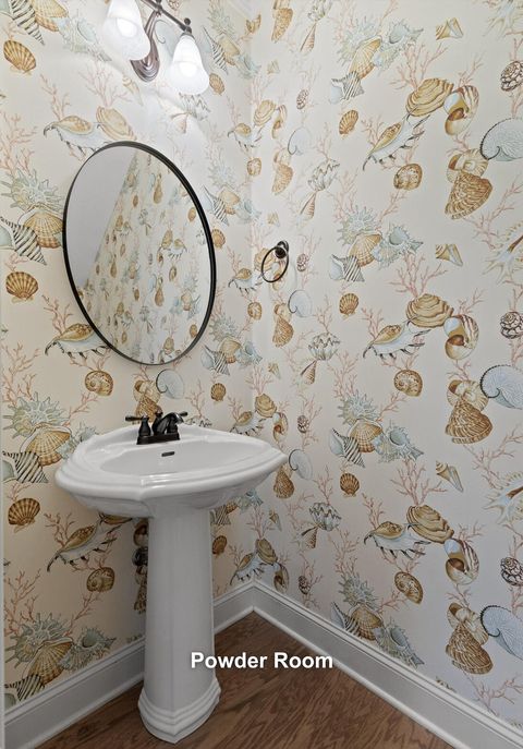 Tiny photo for 881 Lynnstone Drive, Chattanooga, TN 37405 (MLS # 1526401)