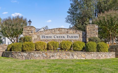 Tiny photo for 881 Lynnstone Drive, Chattanooga, TN 37405 (MLS # 1526401)