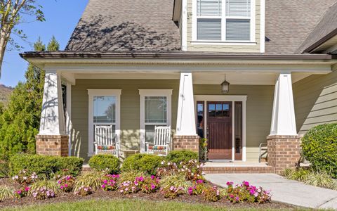 Tiny photo for 881 Lynnstone Drive, Chattanooga, TN 37405 (MLS # 1526401)