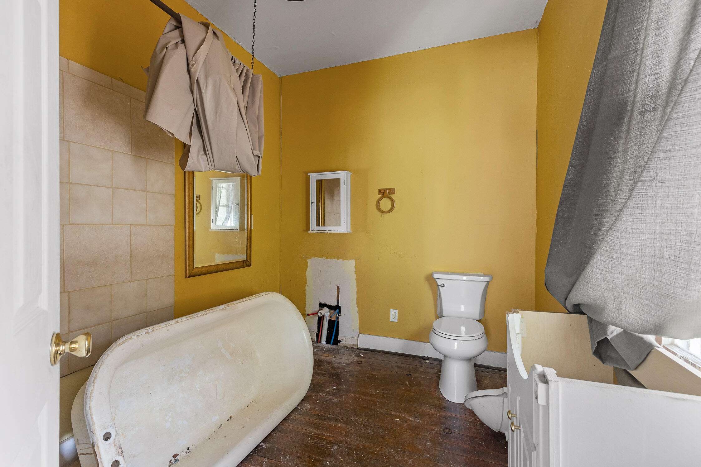 Chattanooga, Tennessee 37409, United States, 3 Bedrooms Bedrooms, ,3 BathroomsBathrooms,Residential,Contingent,18747