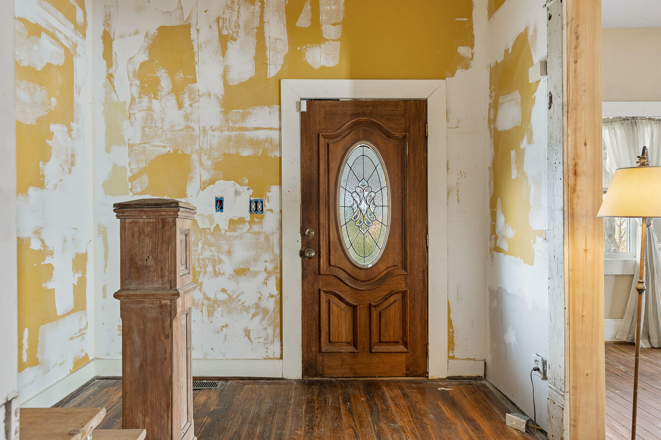 Chattanooga, Tennessee 37409, United States, 3 Bedrooms Bedrooms, ,3 BathroomsBathrooms,Residential,Contingent,18747