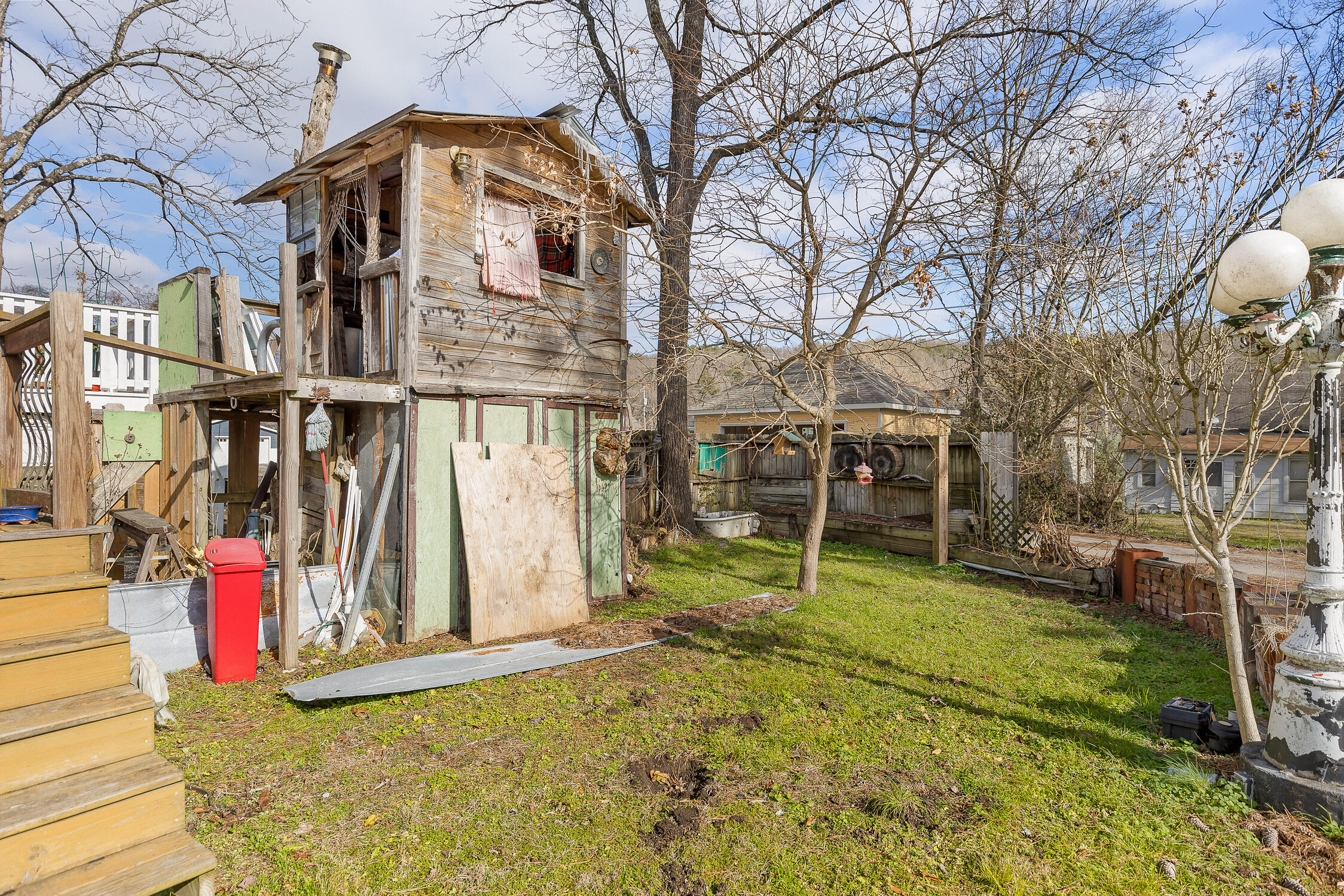 Chattanooga, Tennessee 37409, United States, 3 Bedrooms Bedrooms, ,3 BathroomsBathrooms,Residential,Contingent,18747