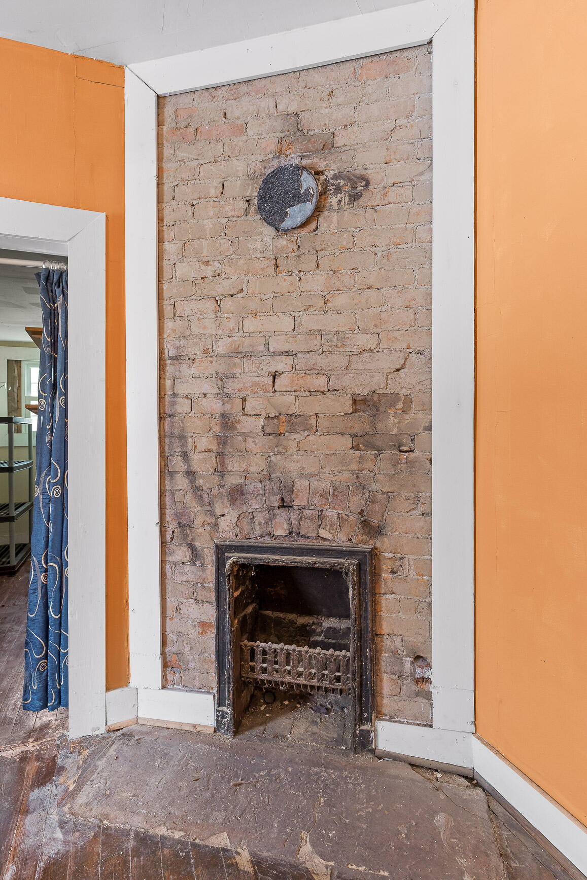 Chattanooga, Tennessee 37409, United States, 3 Bedrooms Bedrooms, ,3 BathroomsBathrooms,Residential,Contingent,18747