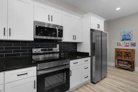 Tiny photo for 1614 E 12th Street, Chattanooga, TN 37404 (MLS # 1530392)