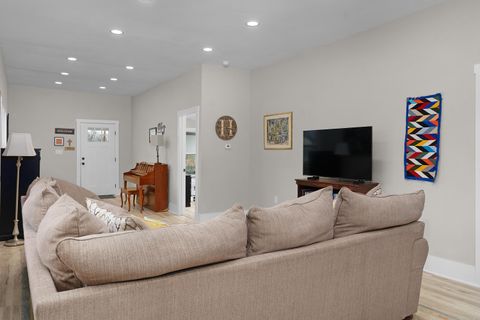 Tiny photo for 1614 E 12th Street, Chattanooga, TN 37404 (MLS # 1530392)