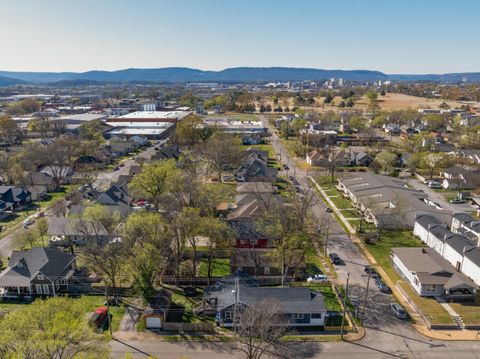 Tiny photo for 1614 E 12th Street, Chattanooga, TN 37404 (MLS # 1530392)