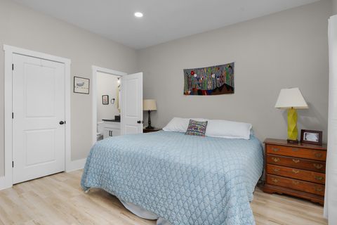 Tiny photo for 1614 E 12th Street, Chattanooga, TN 37404 (MLS # 1530392)