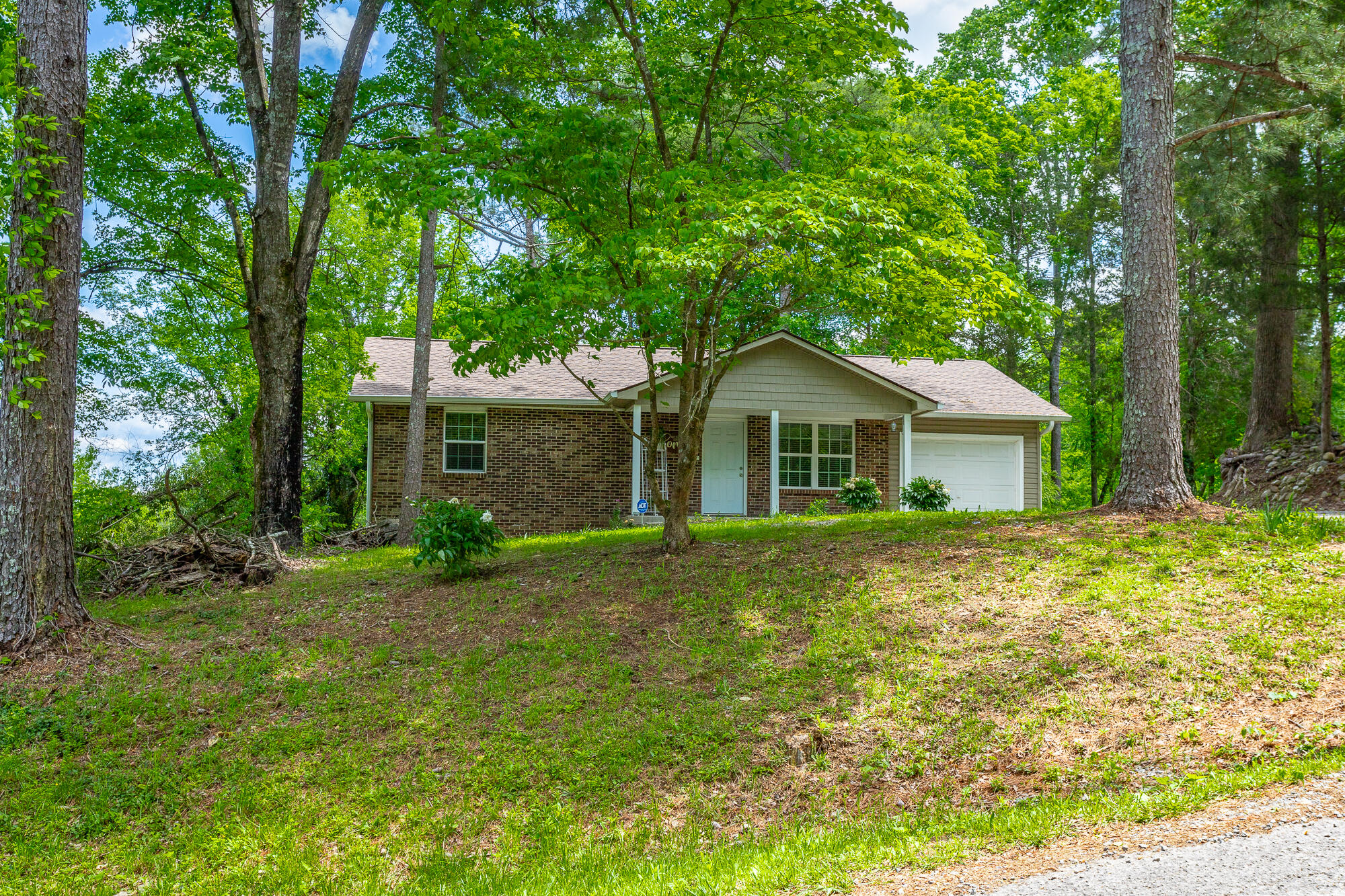 131 Indian Hills Drive, Dayton, Tennessee image 2