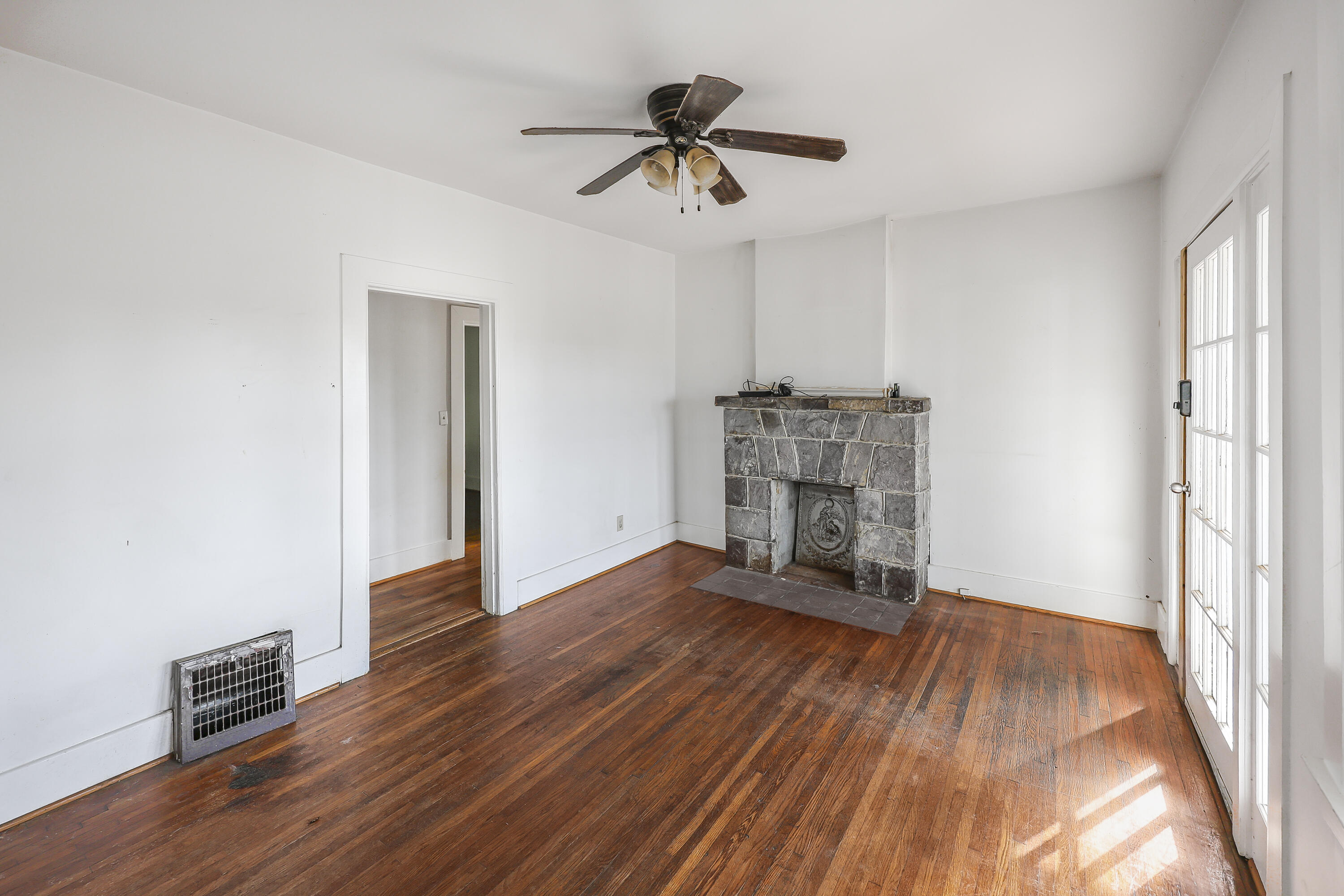 223 Baker Street, Chattanooga, Tennessee image 4