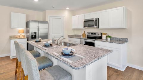 Tiny photo for 148 Evergreen Cir, Rossville, GA 30741 (MLS # 1531172)