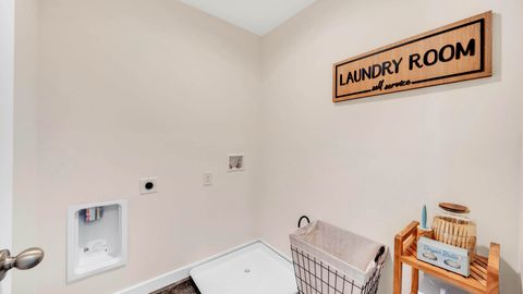 Tiny photo for 148 Evergreen Cir, Rossville, GA 30741 (MLS # 1531172)