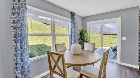 Tiny photo for 148 Evergreen Cir, Rossville, GA 30741 (MLS # 1531172)