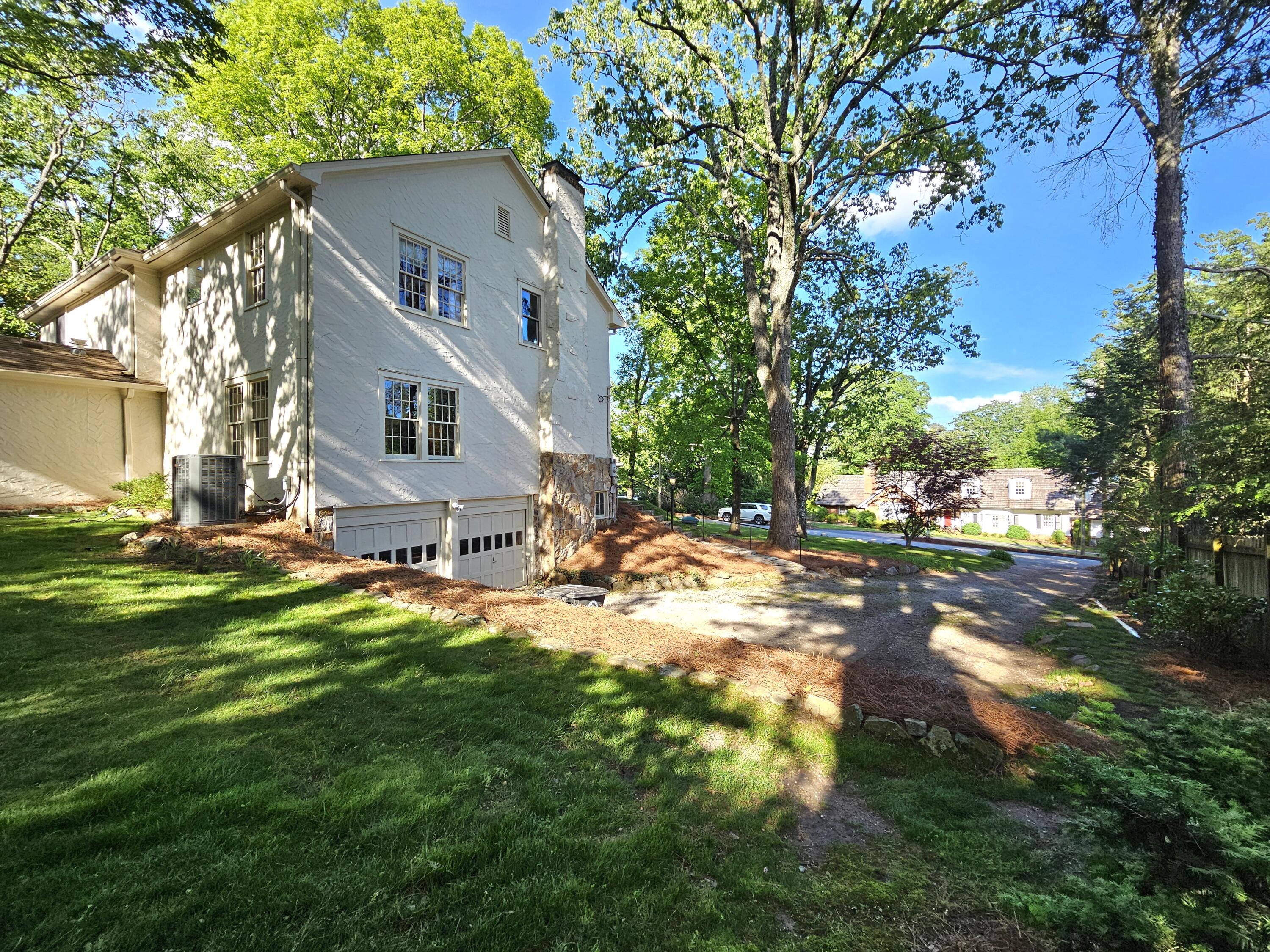1102 Tinkerbell Lane, Lookout Mountain, Georgia image 44