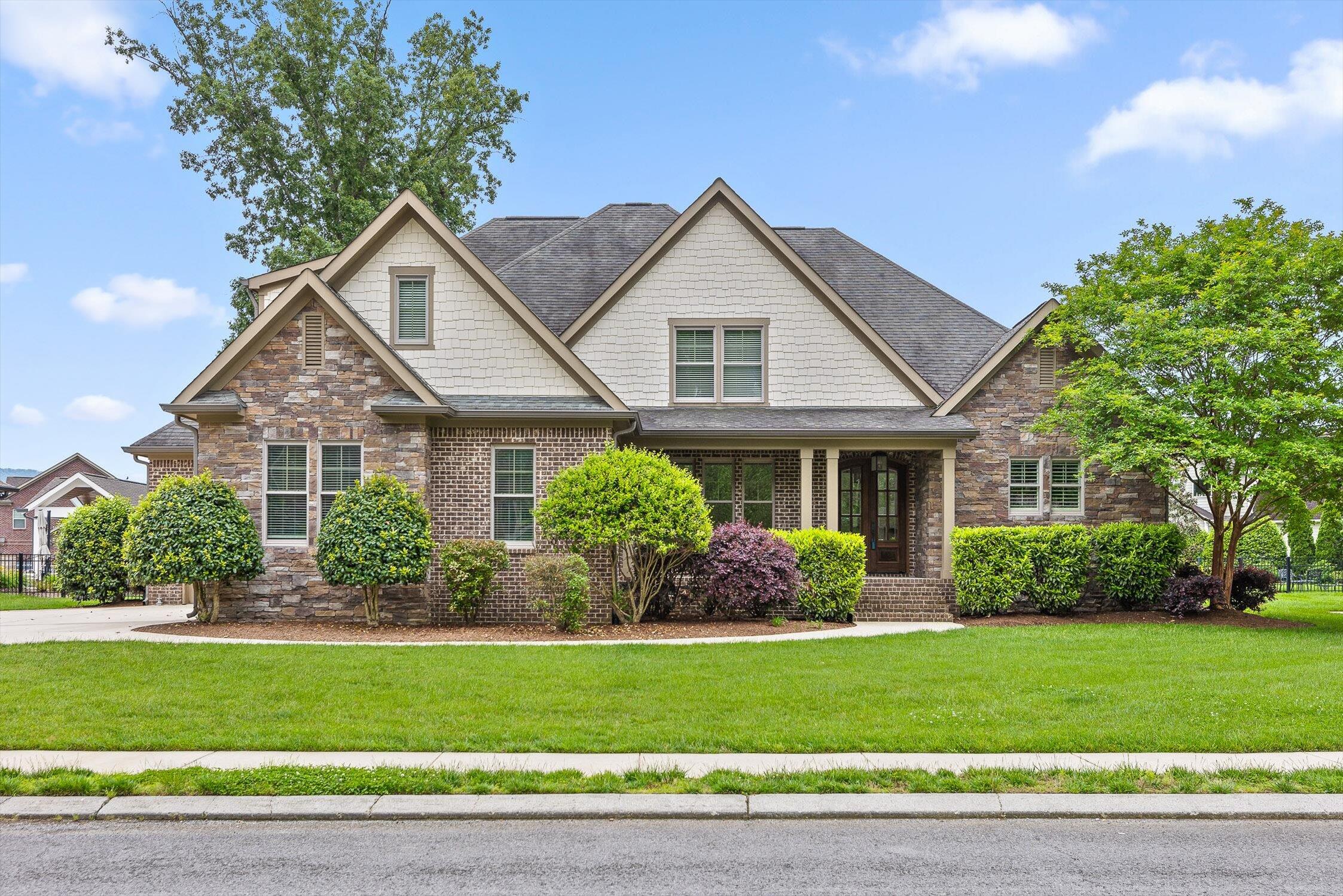 8342 Georgetown Bay Drive, Ooltewah, Tennessee image 1