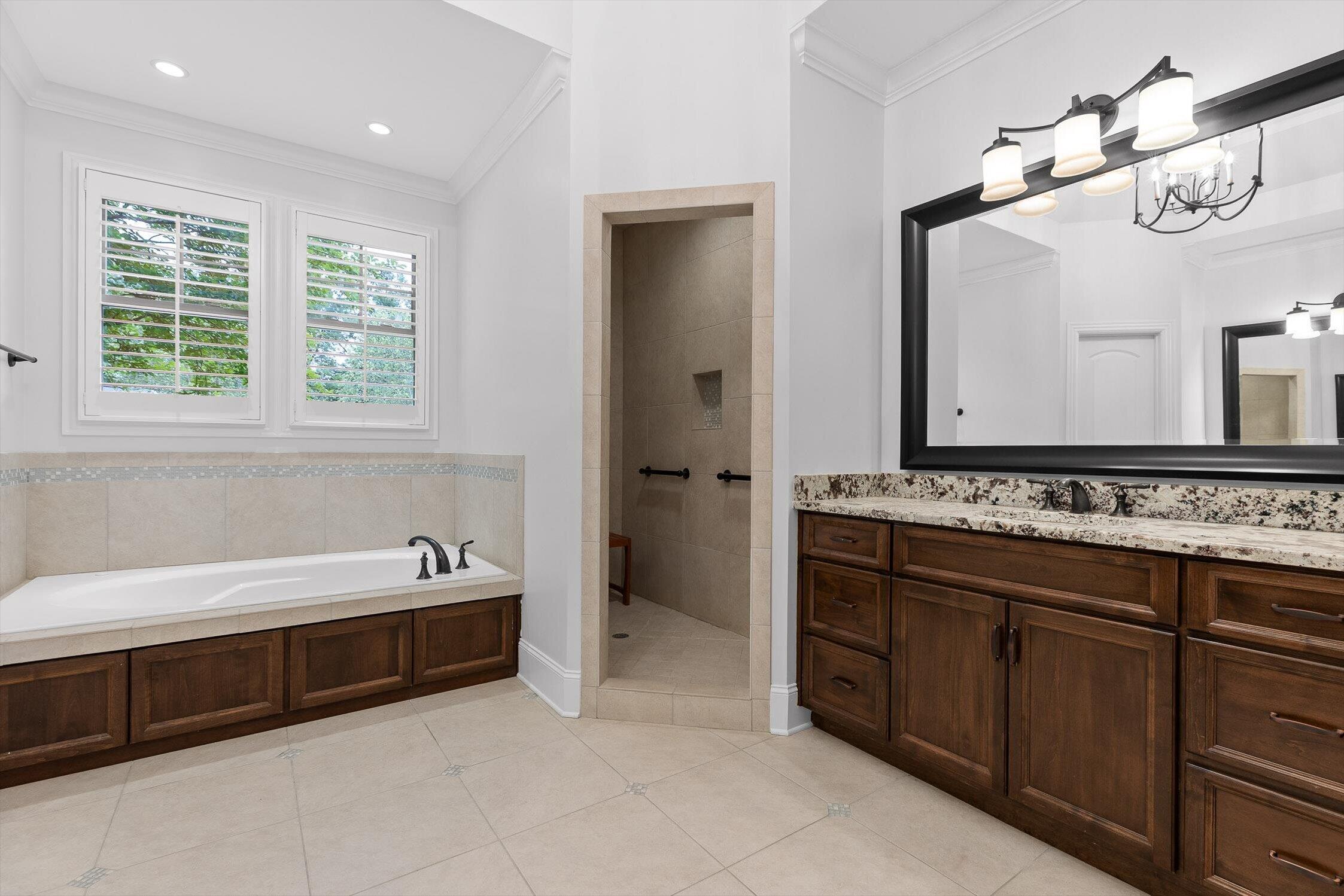 8342 Georgetown Bay Drive, Ooltewah, Tennessee image 23