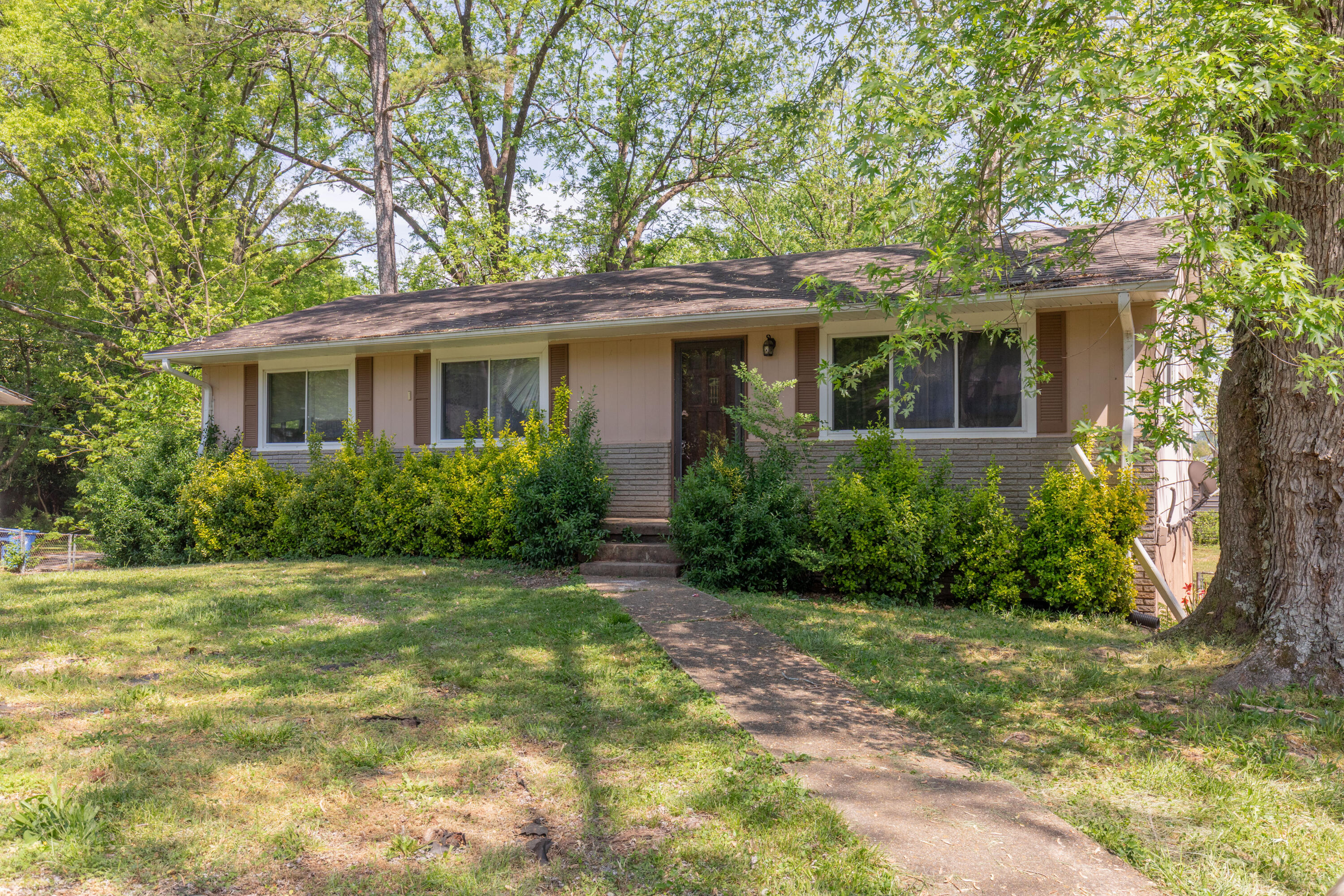 6622 Gary Lane, Chattanooga, Tennessee image 1