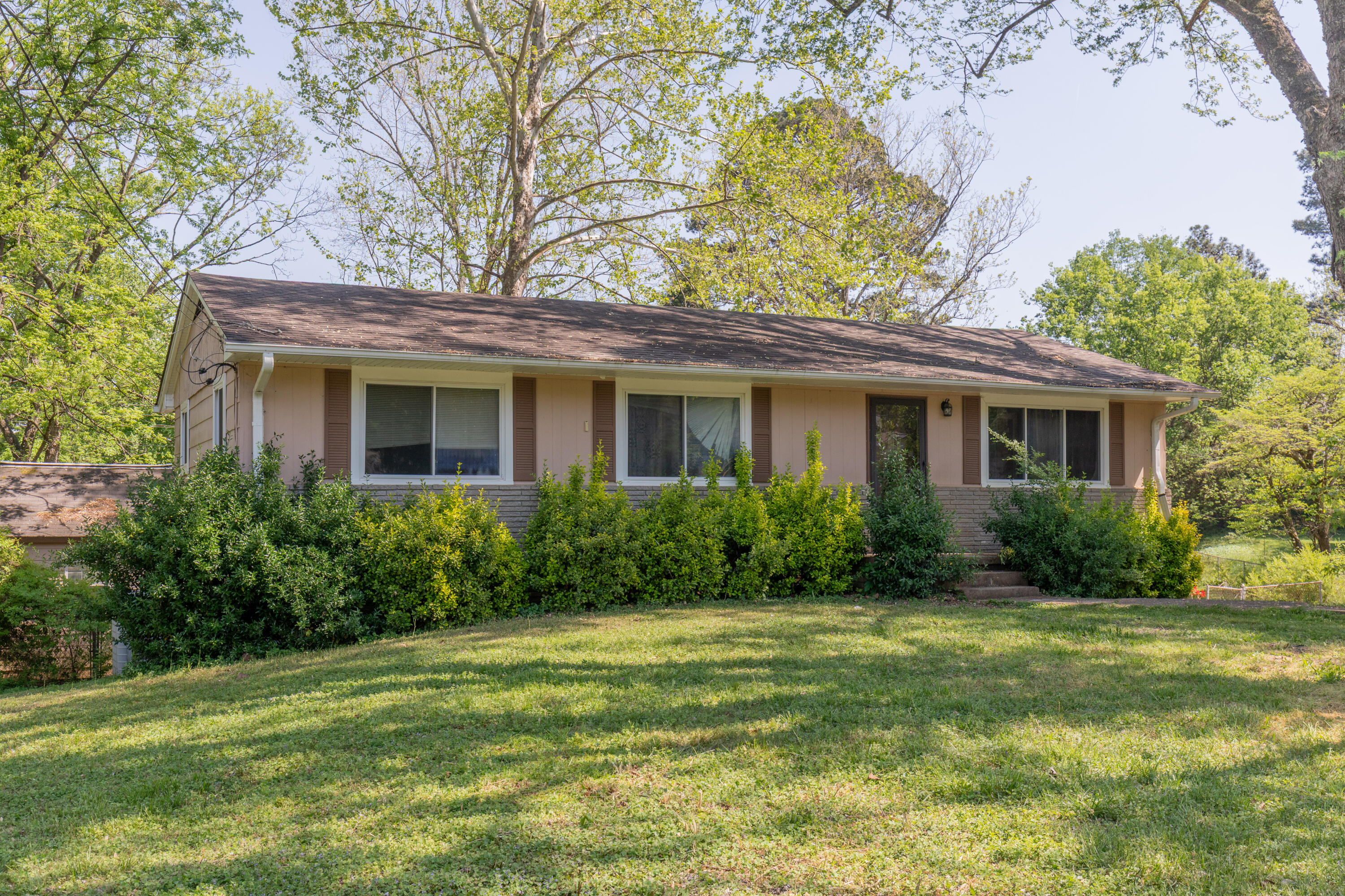 6622 Gary Lane, Chattanooga, Tennessee image 2