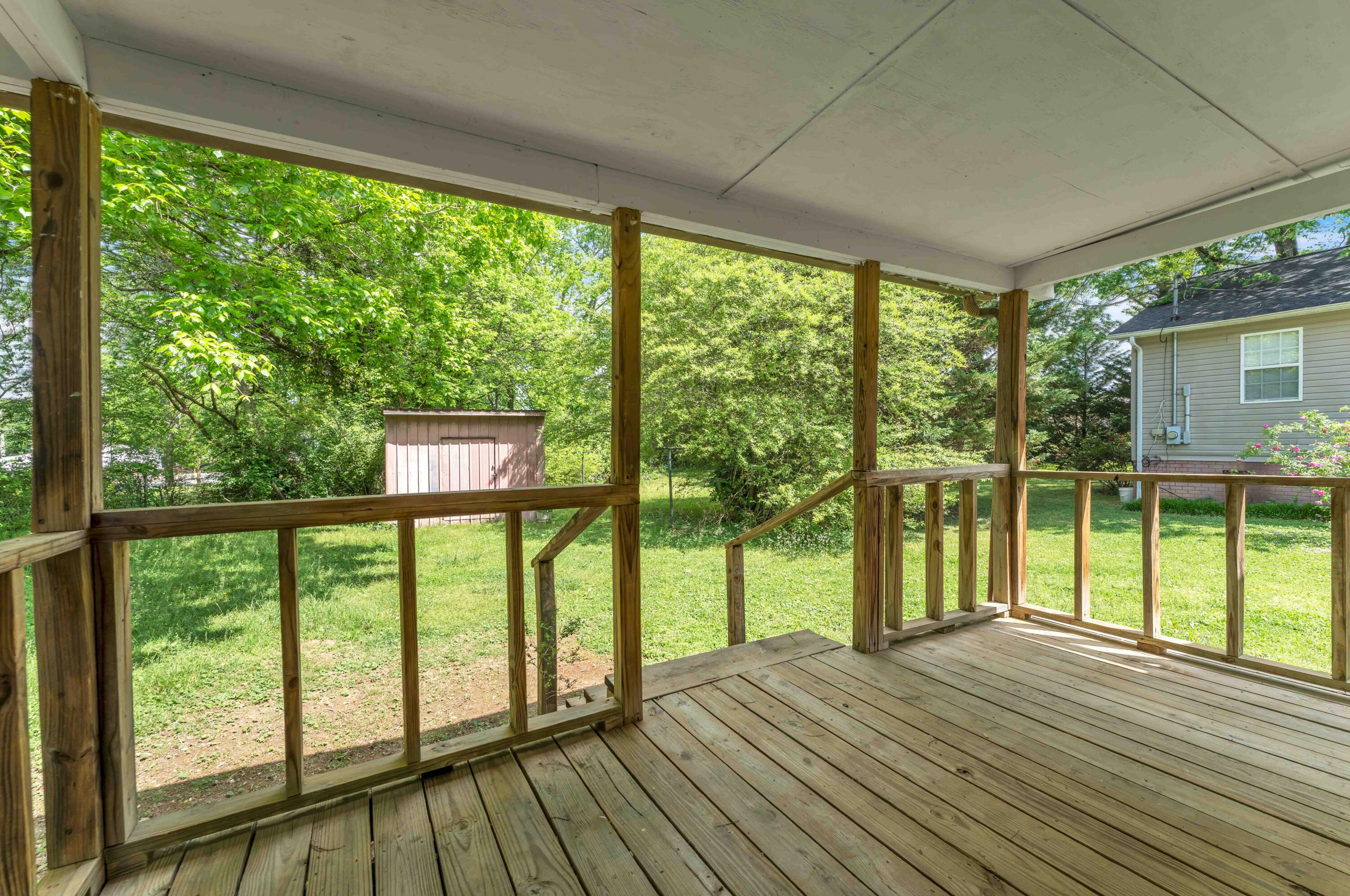 1526 W View Street, Athens, Tennessee image 17