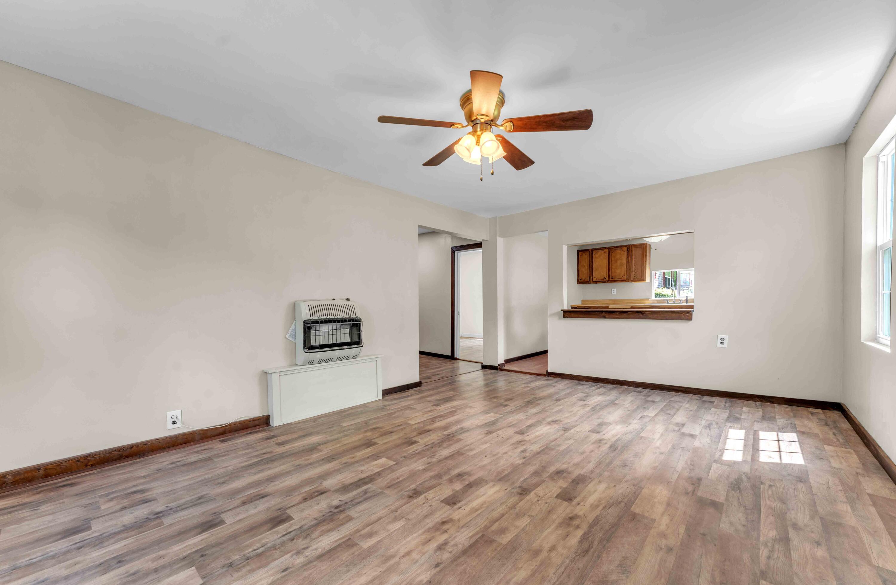 1526 W View Street, Athens, Tennessee image 4