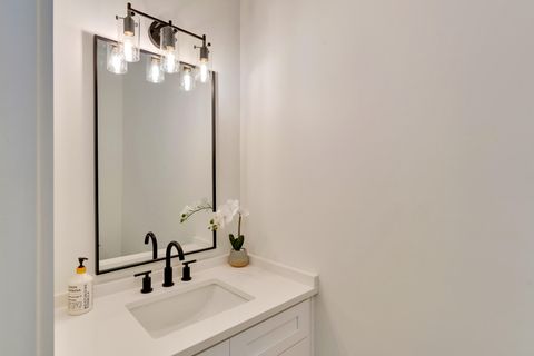 Tiny photo for 724 W Bell Avenue, Chattanooga, TN 37405 (MLS # 1530490)