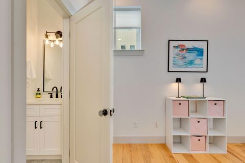 Tiny photo for 724 W Bell Avenue, Chattanooga, TN 37405 (MLS # 1530490)