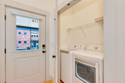 Tiny photo for 724 W Bell Avenue, Chattanooga, TN 37405 (MLS # 1530490)