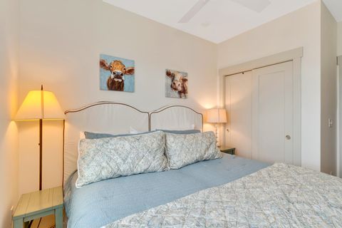 Tiny photo for 724 W Bell Avenue, Chattanooga, TN 37405 (MLS # 1530490)