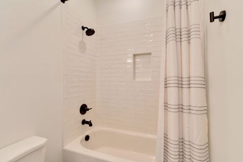 Tiny photo for 724 W Bell Avenue, Chattanooga, TN 37405 (MLS # 1530490)