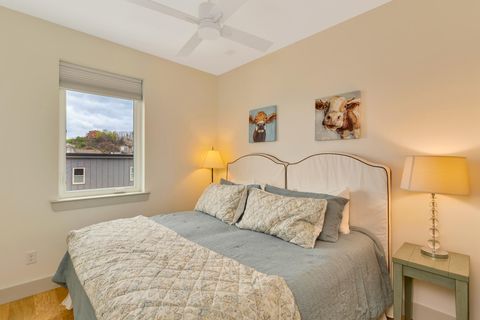 Tiny photo for 724 W Bell Avenue, Chattanooga, TN 37405 (MLS # 1530490)