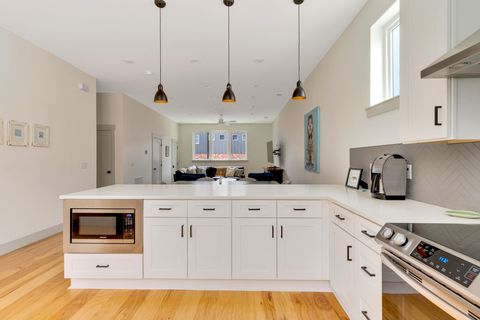 Tiny photo for 724 W Bell Avenue, Chattanooga, TN 37405 (MLS # 1530490)