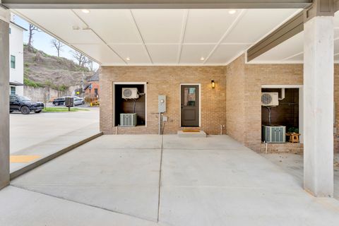 Tiny photo for 724 W Bell Avenue, Chattanooga, TN 37405 (MLS # 1530490)