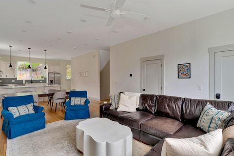 Tiny photo for 724 W Bell Avenue, Chattanooga, TN 37405 (MLS # 1530490)