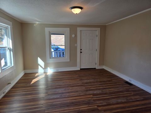 Tiny photo for 1009 W Main Street, LaFayette, GA 30728 (MLS # 1526949)