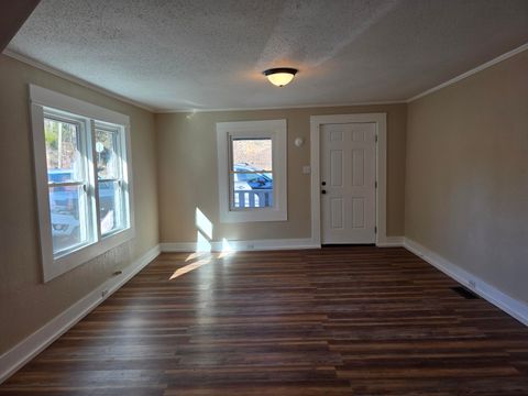 Tiny photo for 1009 W Main Street, LaFayette, GA 30728 (MLS # 1526949)