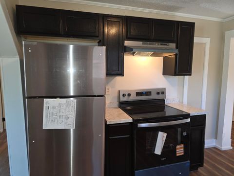 Tiny photo for 1009 W Main Street, LaFayette, GA 30728 (MLS # 1526949)