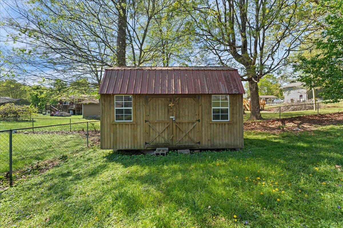 158 Ferndale Drive, Rossville, Georgia image 16