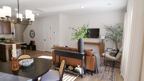 Tiny photo for 150 W Acklin Lane, Dalton, GA 30721 (MLS # 1528519)